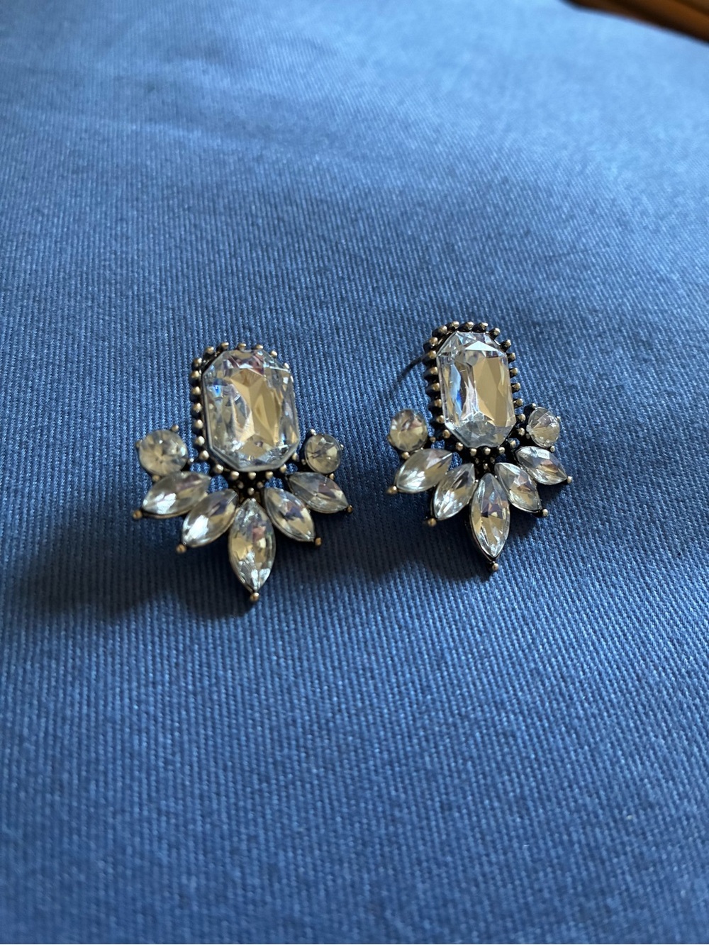 Crystal Statement Stud Earrings - Clear